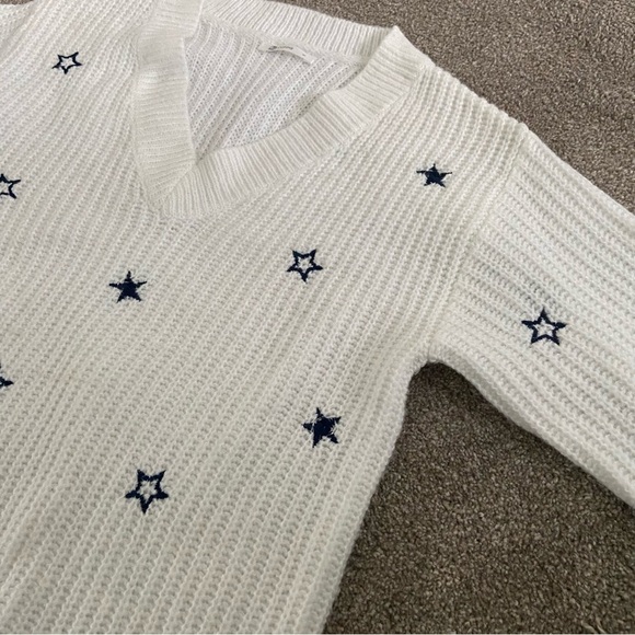 White Knit and Navy Star Embroidered Sweater - Picture 2 of 11